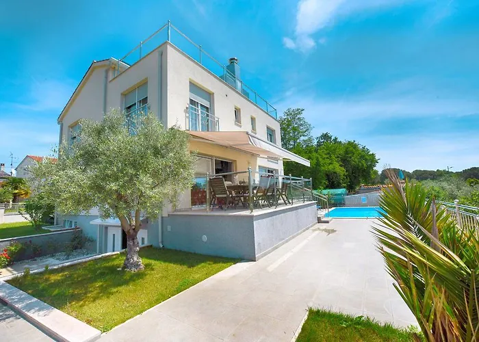 瓦莱里奥别墅 别墅