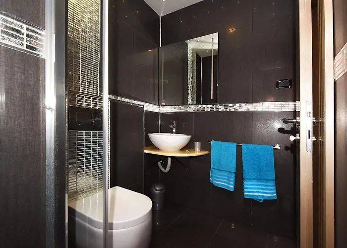 瓦莱里奥别墅 *